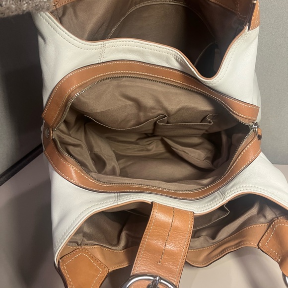 Coach Soho Small Leather Hobo Bag White Tan Buckle Shoulder Bag - Picture 8 of 12